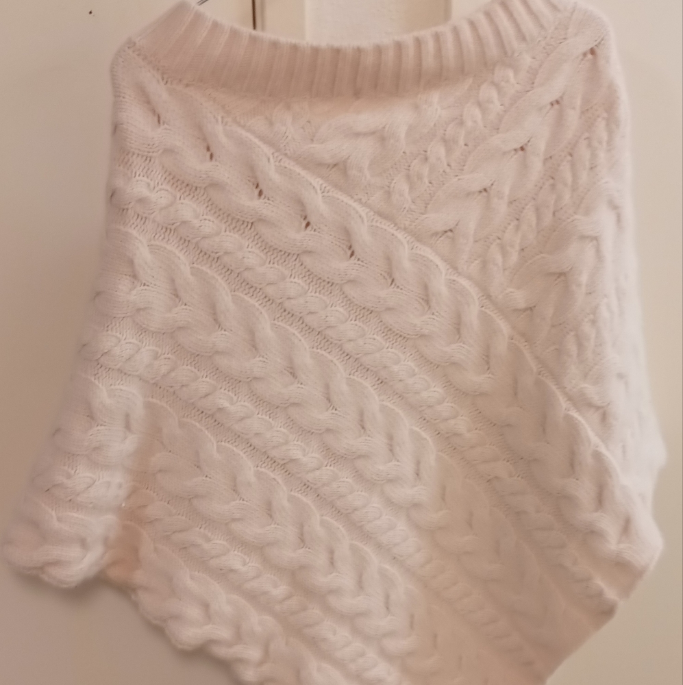 Over the shoulder  sweater / shaw